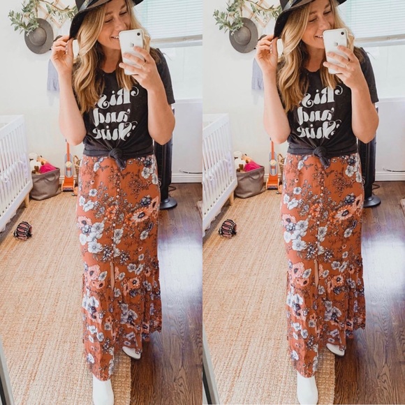 Floral Maxi Skirt - Picture 2 of 2